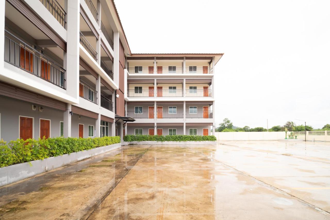 Ek Residence Banchang City Ban Chang  Esterno foto