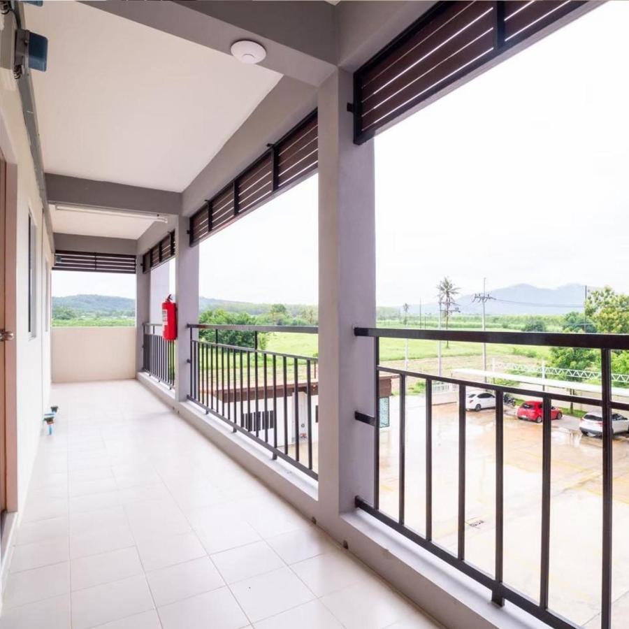 Ek Residence Banchang City Ban Chang  Esterno foto